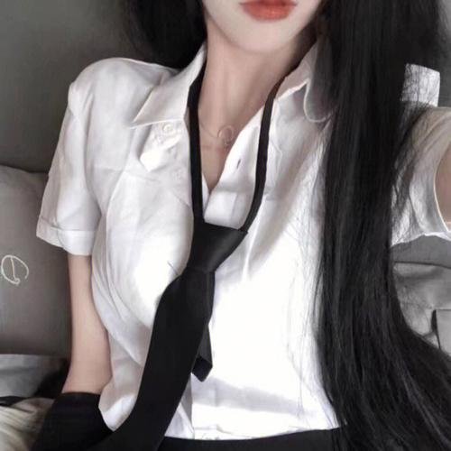 小鱼莉莉 封面