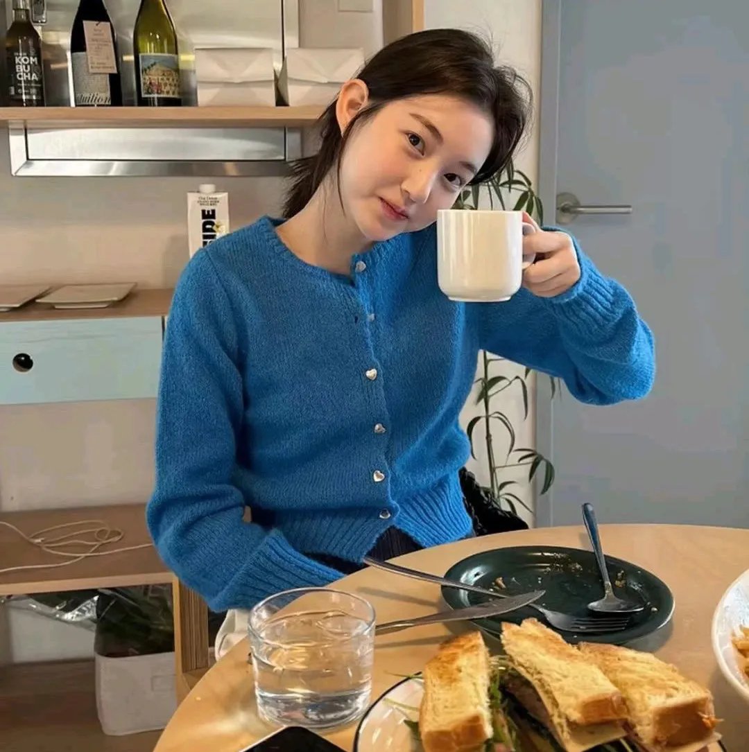 这个女配有点甜 封面